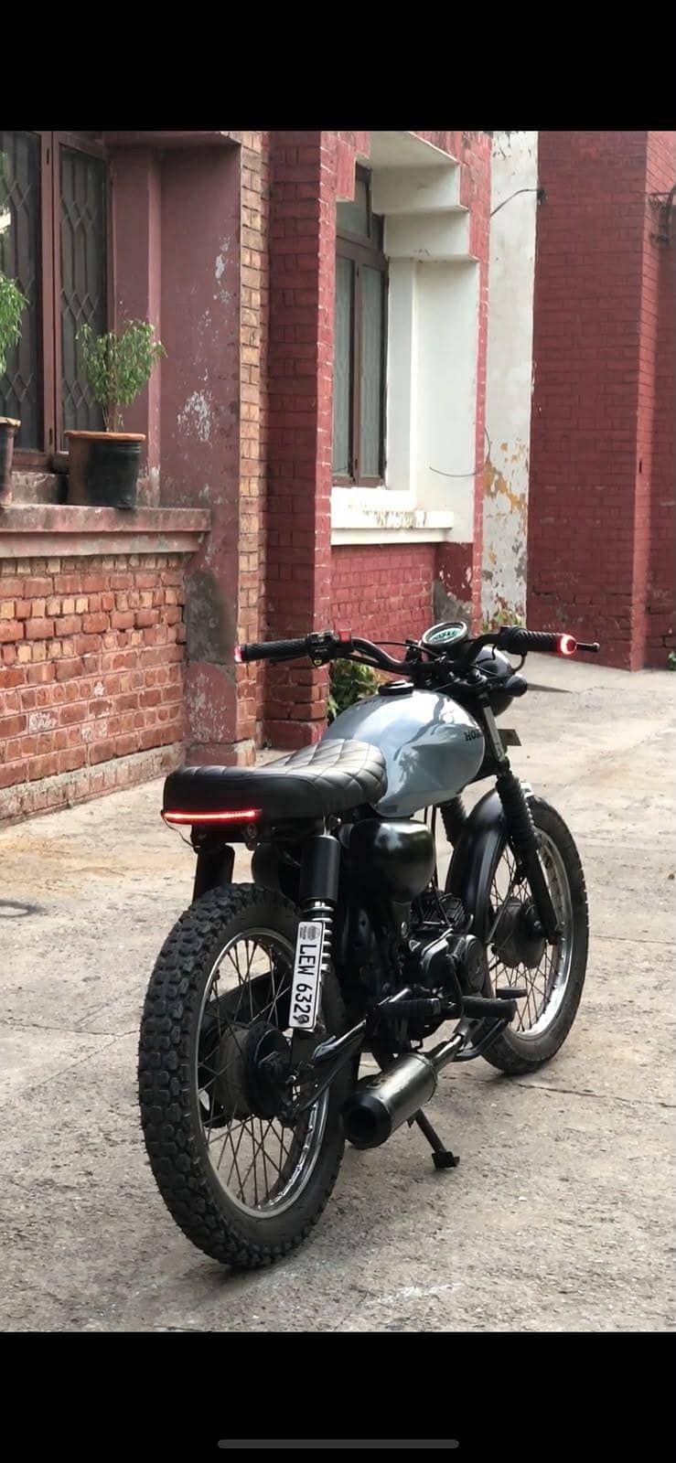 Cafe Racer 1