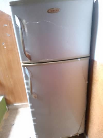 Fridge in Good Condition