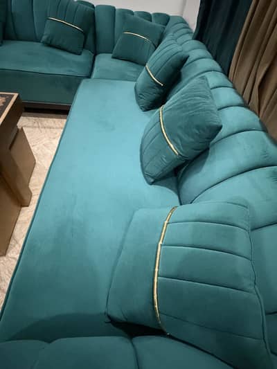 Good condition sofa set