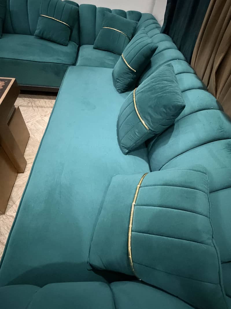 Good condition sofa set 0