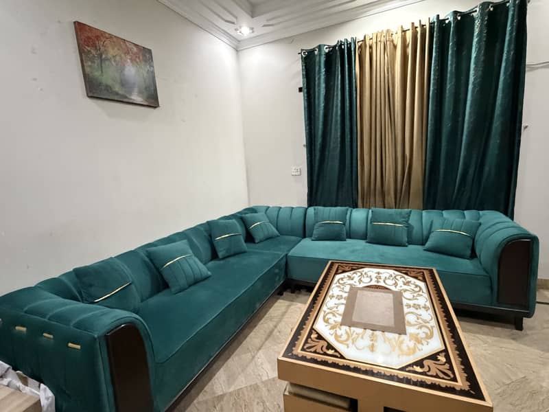 Good condition sofa set 3