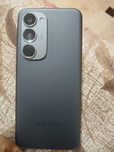 Tecno CAMON 40 Pro plus