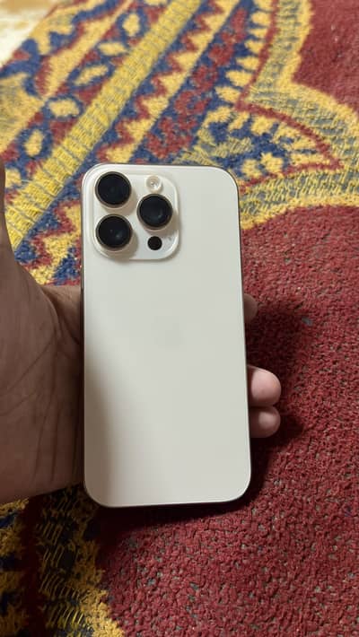 Apple iPhone 16 Pro