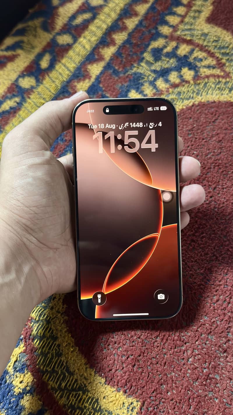 Apple iPhone 16 Pro 5