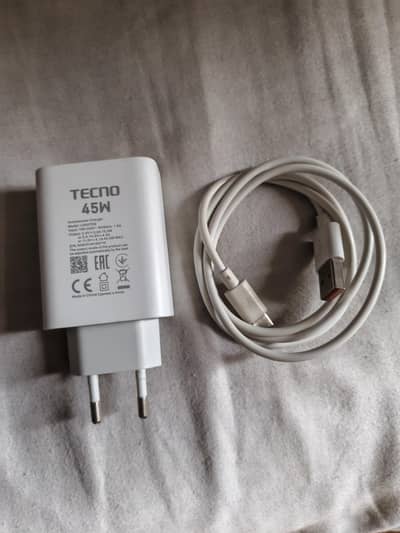 tecno comon 40 pro