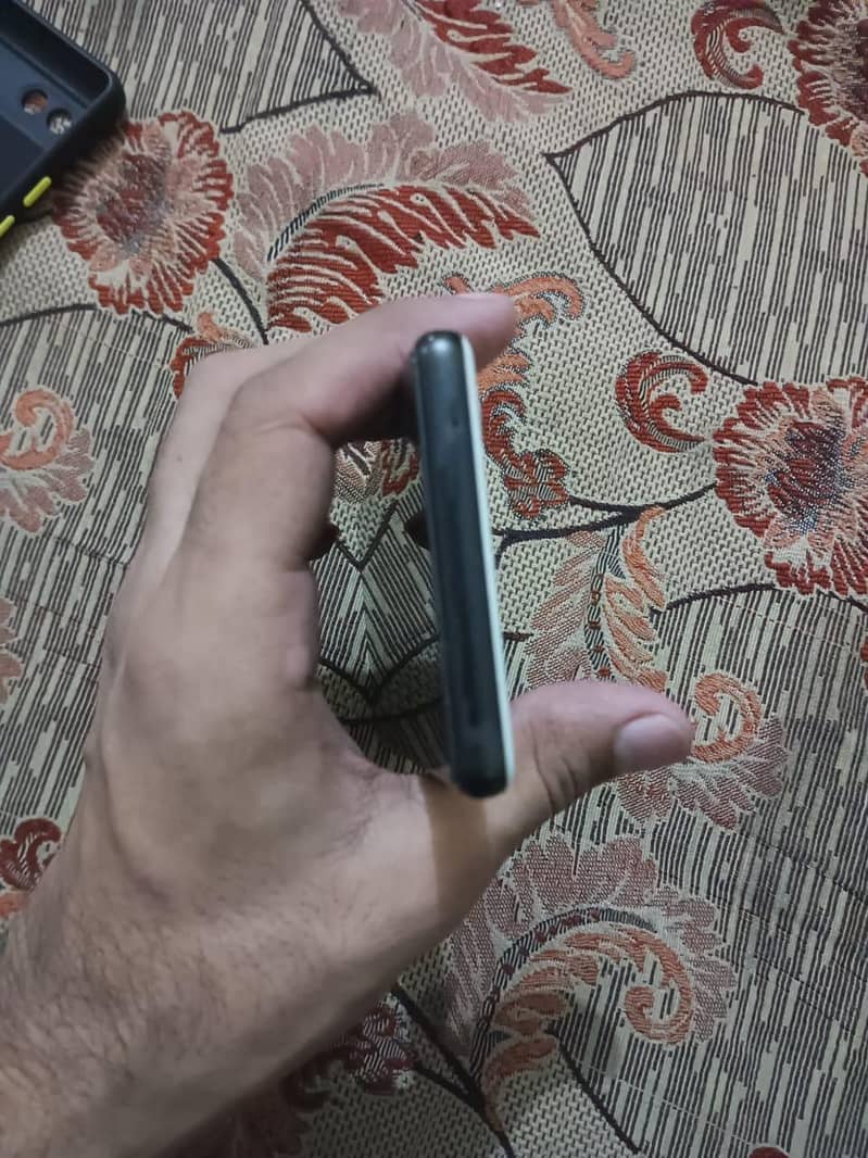 Google Pixel 6a 3