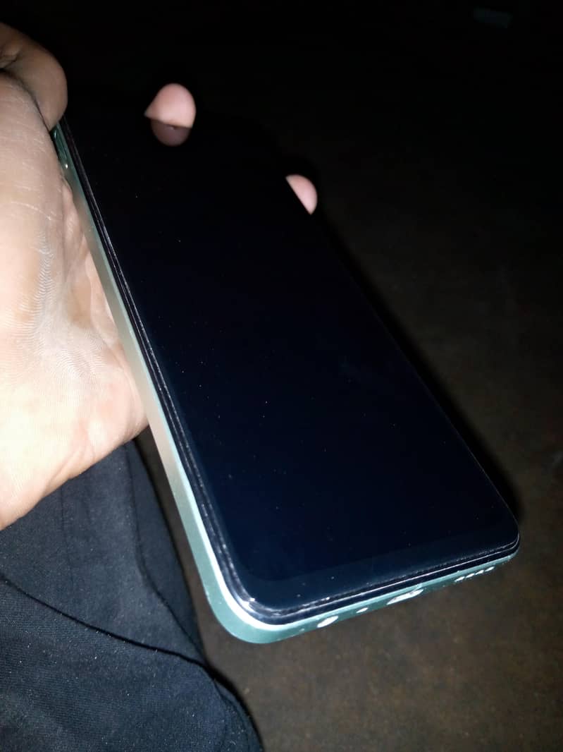 Realme Note 60x 4