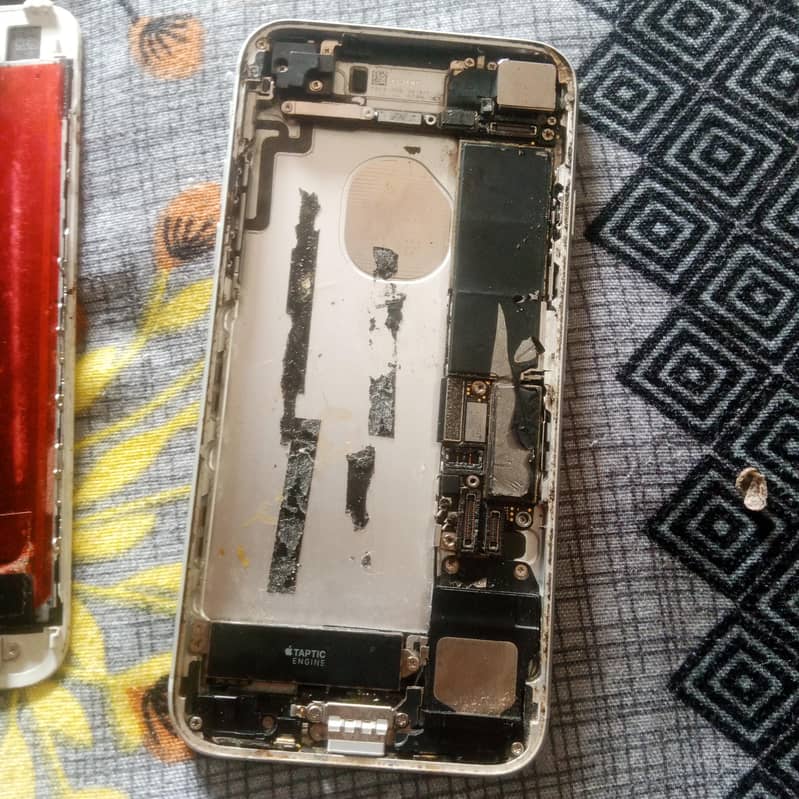 Apple iPhone 7 1
