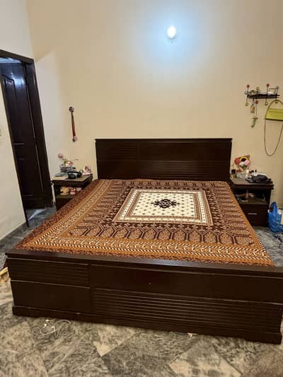 Good condition bed for sale
