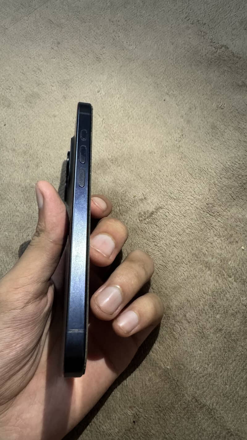 Iphone 15 pro 1