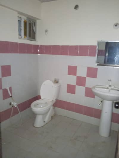 three bed dd kings palm apartment for rent in johar