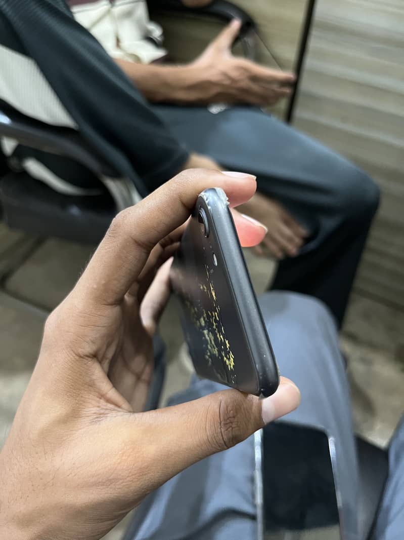 Apple iPhone 8 4