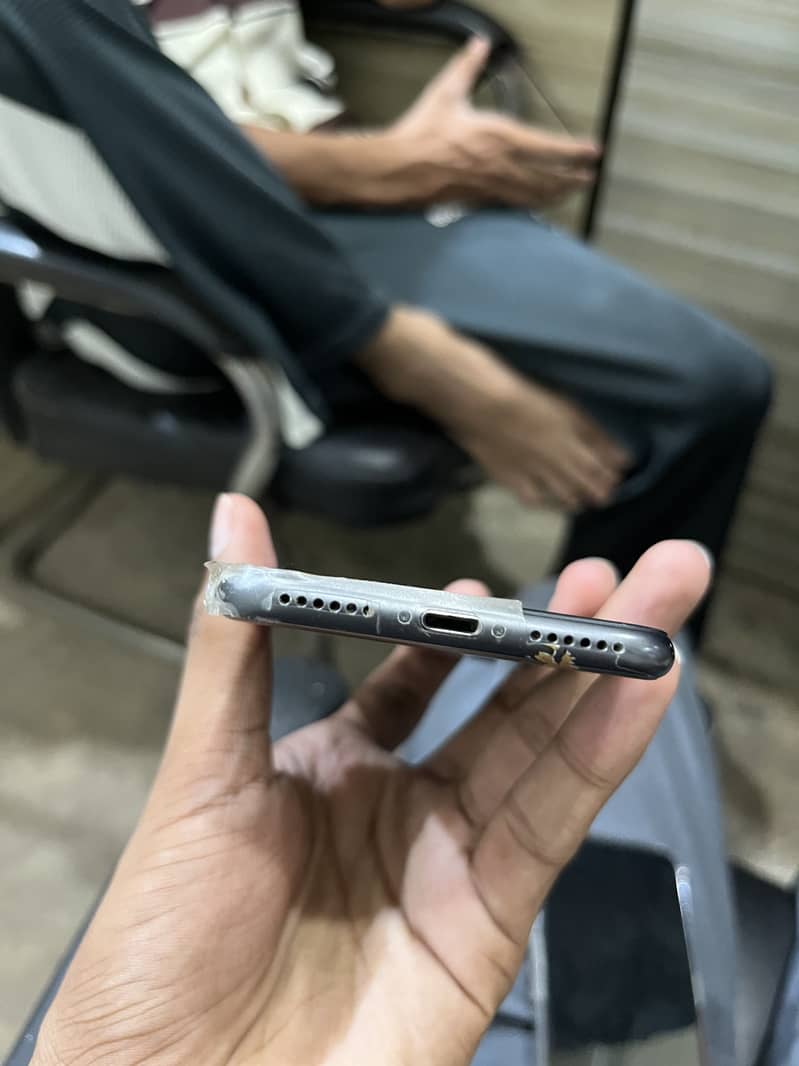 Apple iPhone 8 8