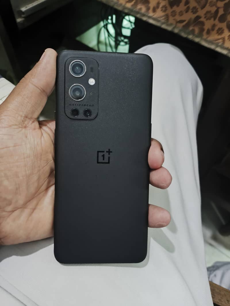 OnePlus 9 pro 1