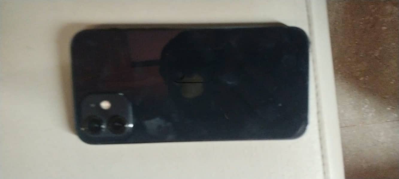 Apple iPhone 12 3