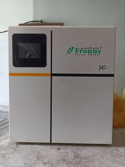 Lithium ion battery, in warranty, like new, system upgrade kia he