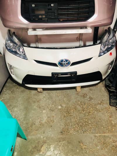 Toyota Prius 2014 model all parts available