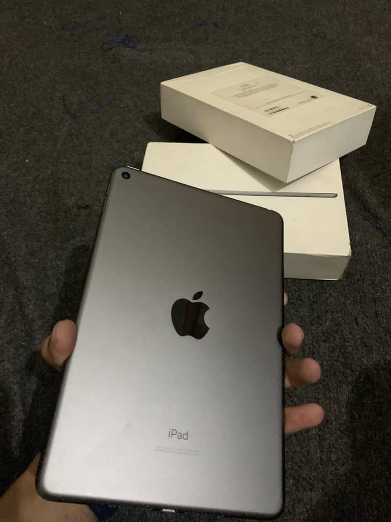 Mini 5 ipad 1