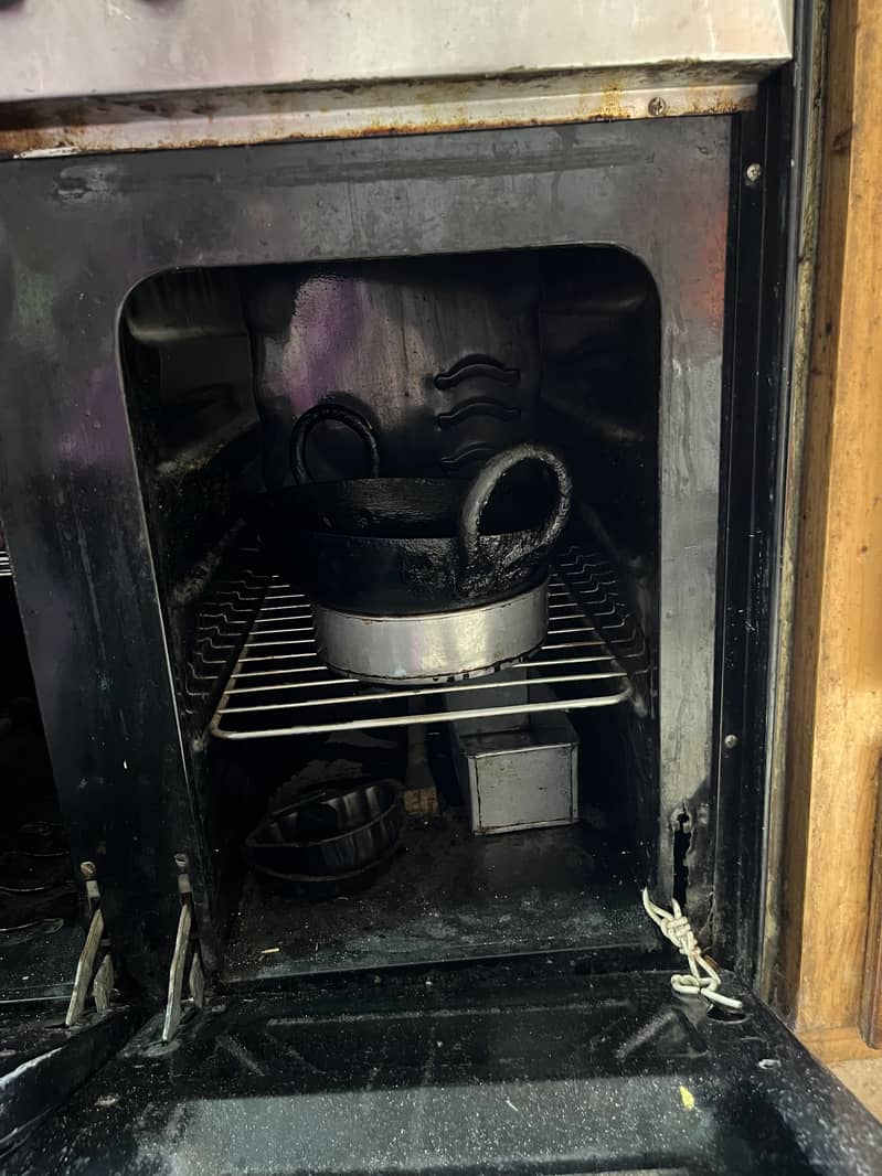 Cooking range oven 5