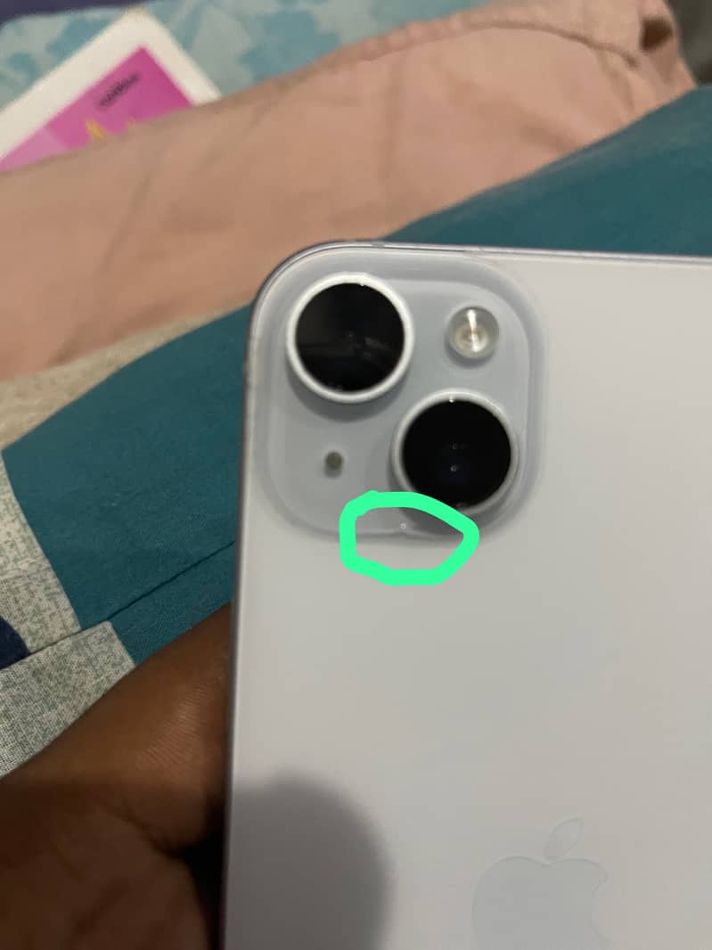 Apple iPhone 15 plus 3