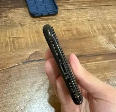 Apple iPhone 7