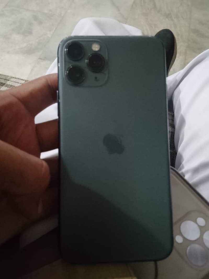 Apple iPhone 11 Pro 3