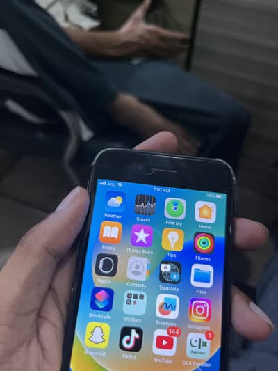Apple iPhone 8