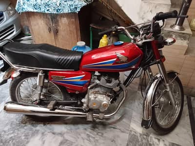 Honda 125 2008 model