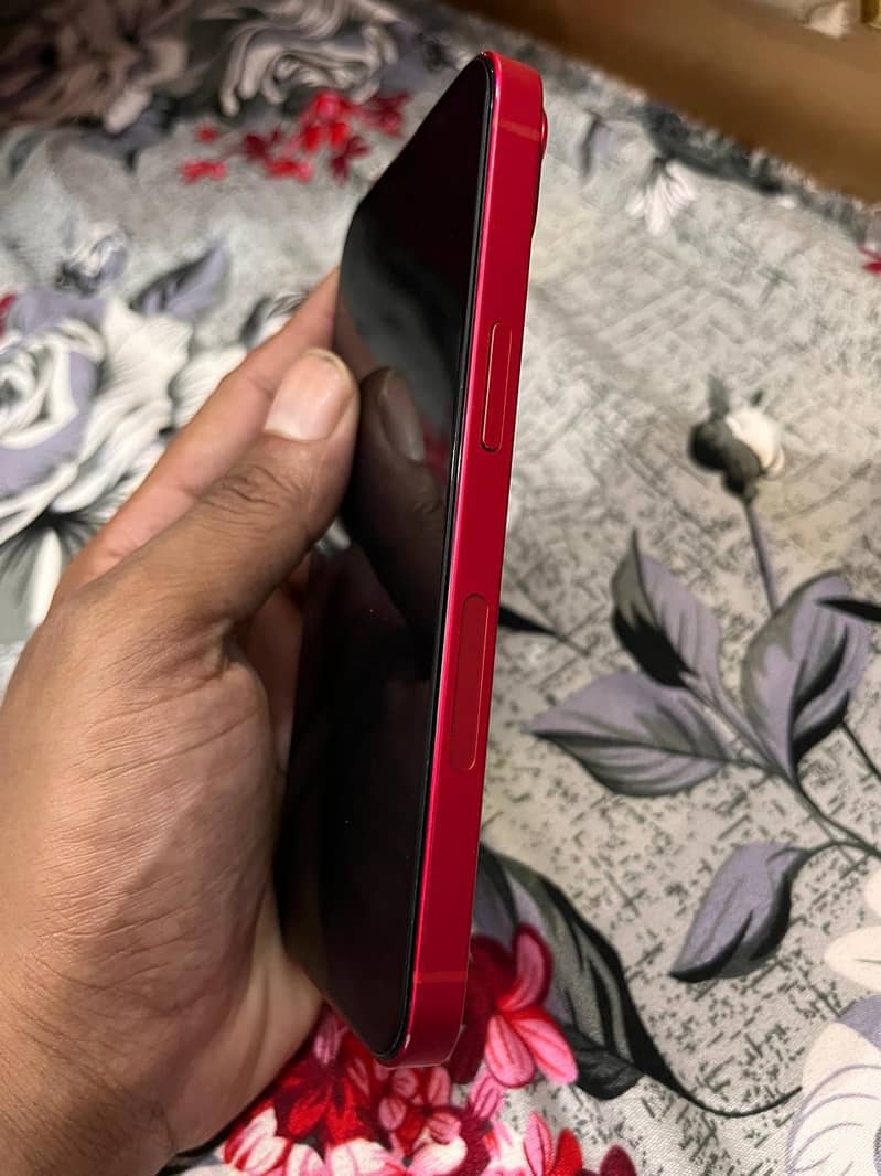 iPhone 14 2