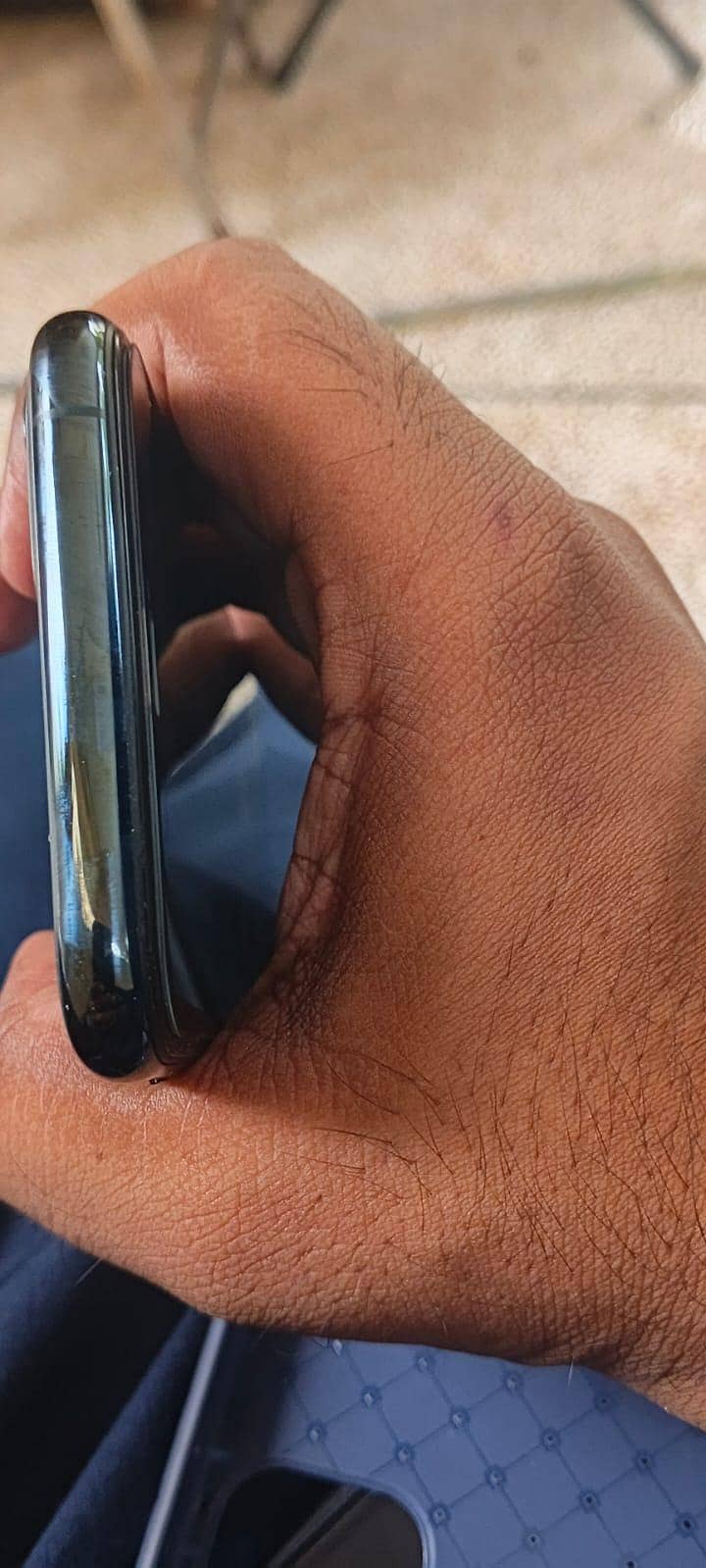 Apple iPhone 11 Pro 4