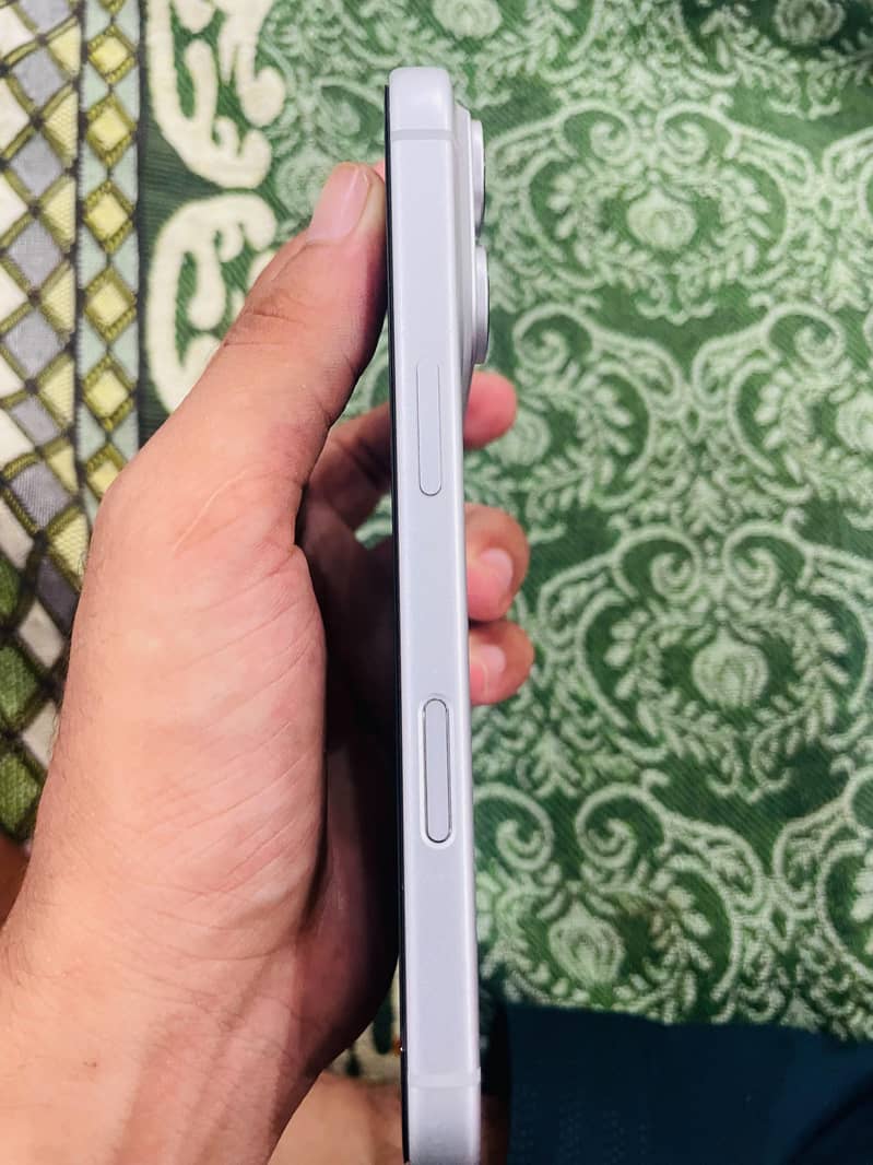 Apple iPhone 17 Pro 2