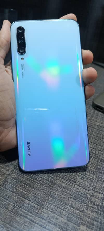 Huawei Y9s
