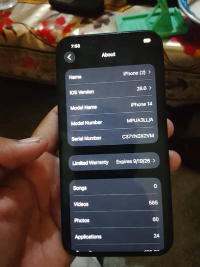 Apple iPhone 14