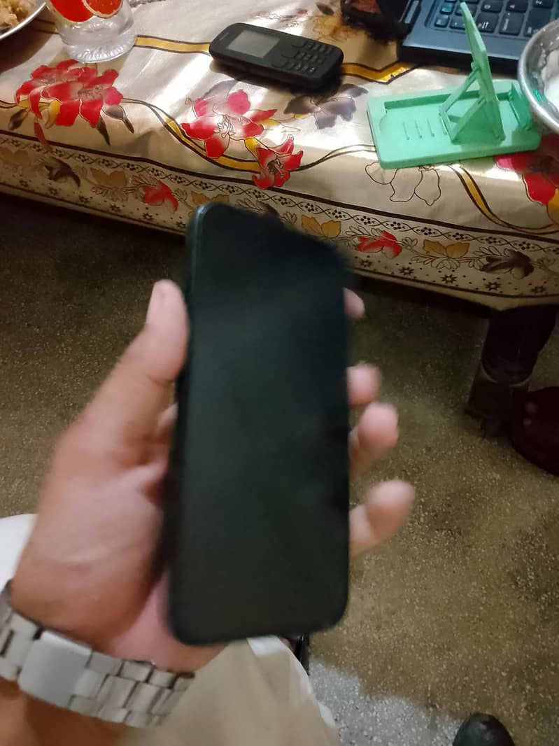 Apple iPhone 14 1