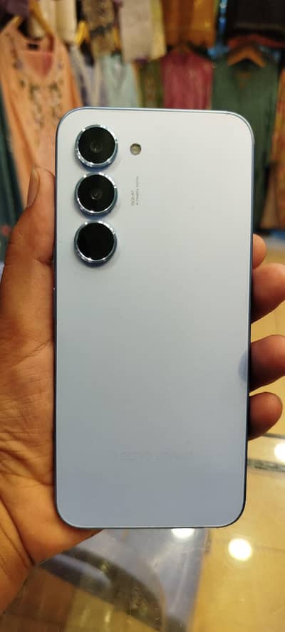 Tecno spark 40 pro with box charger