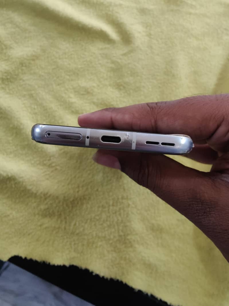 One Plus 9 Pro 5
