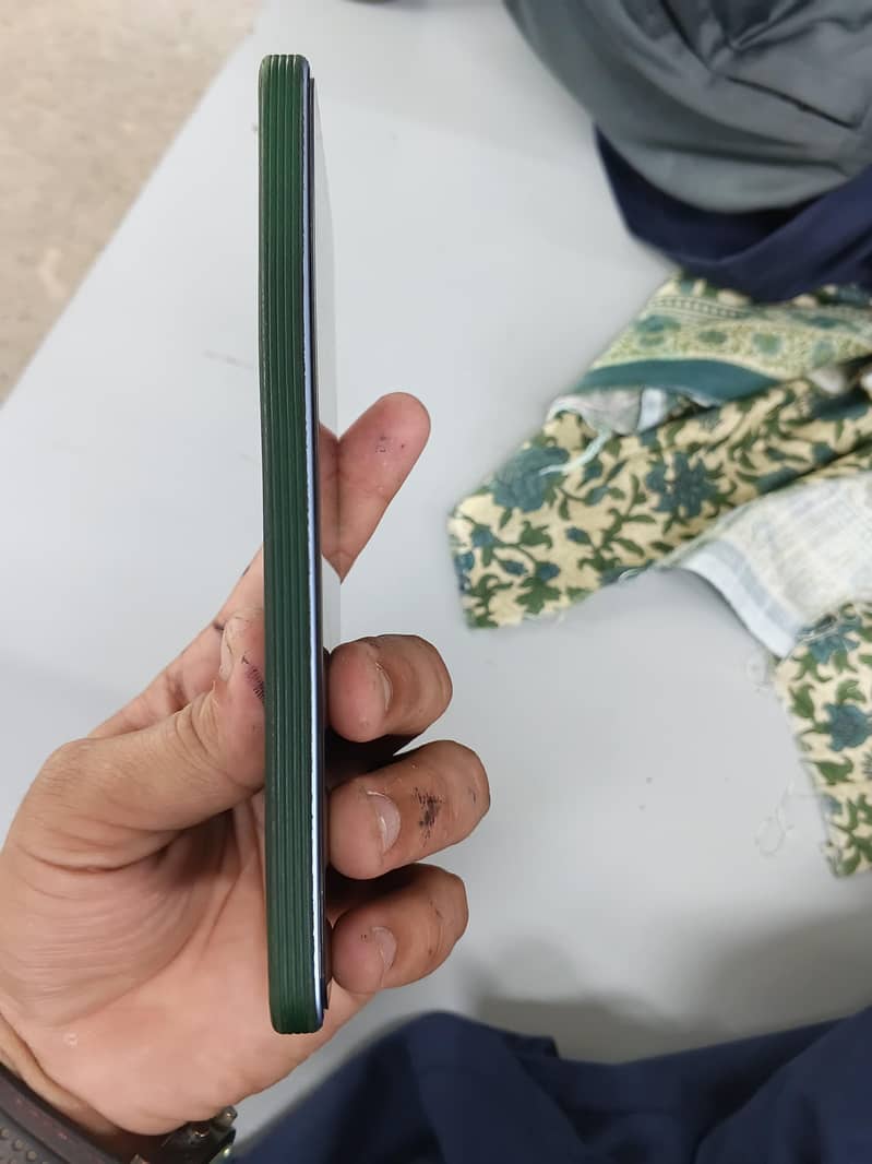 Redmi Note 13 Pro 4