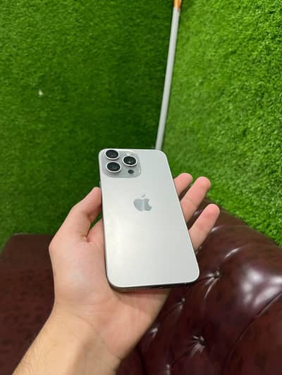 Apple iPhone 15 Pro Max