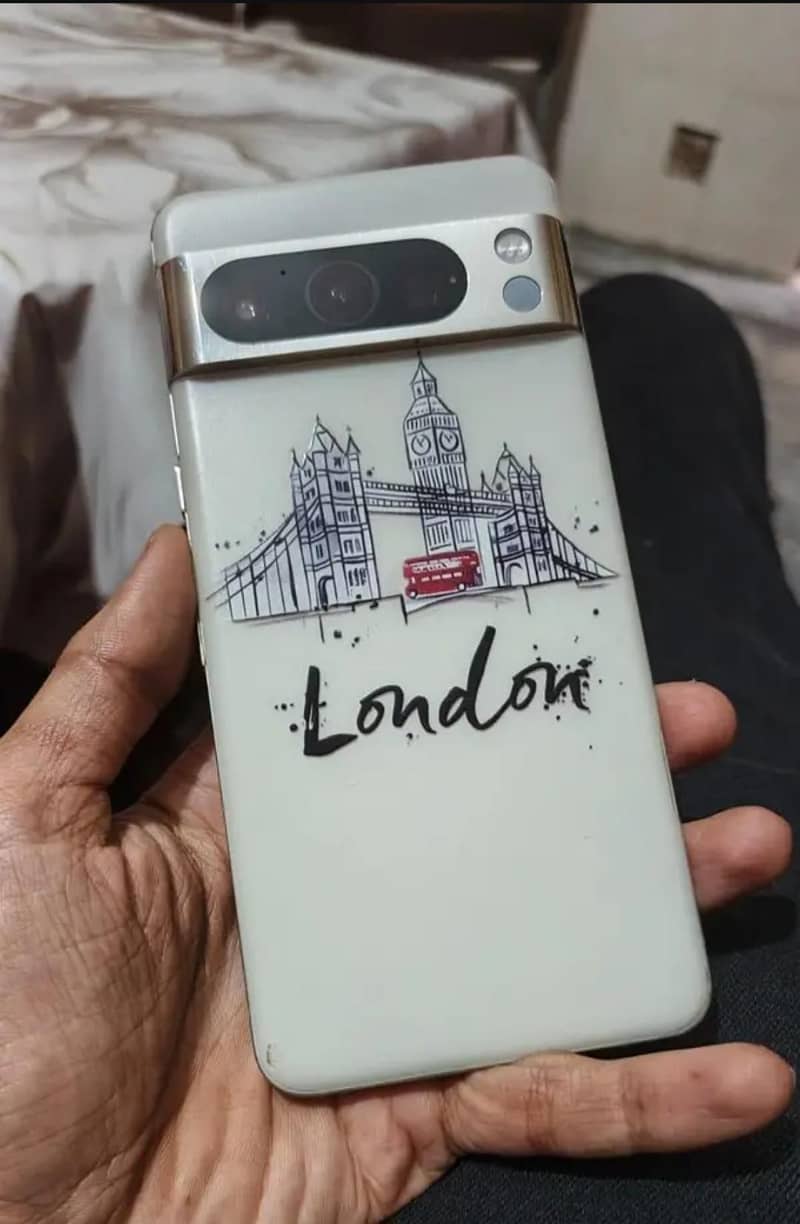 Google Pixel 8 Pro 0
