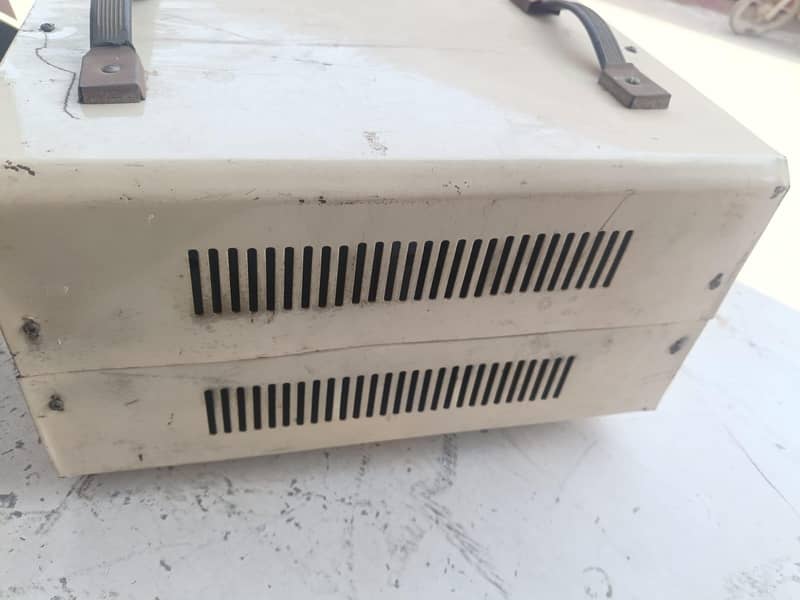 Stabilizer 10000w 3