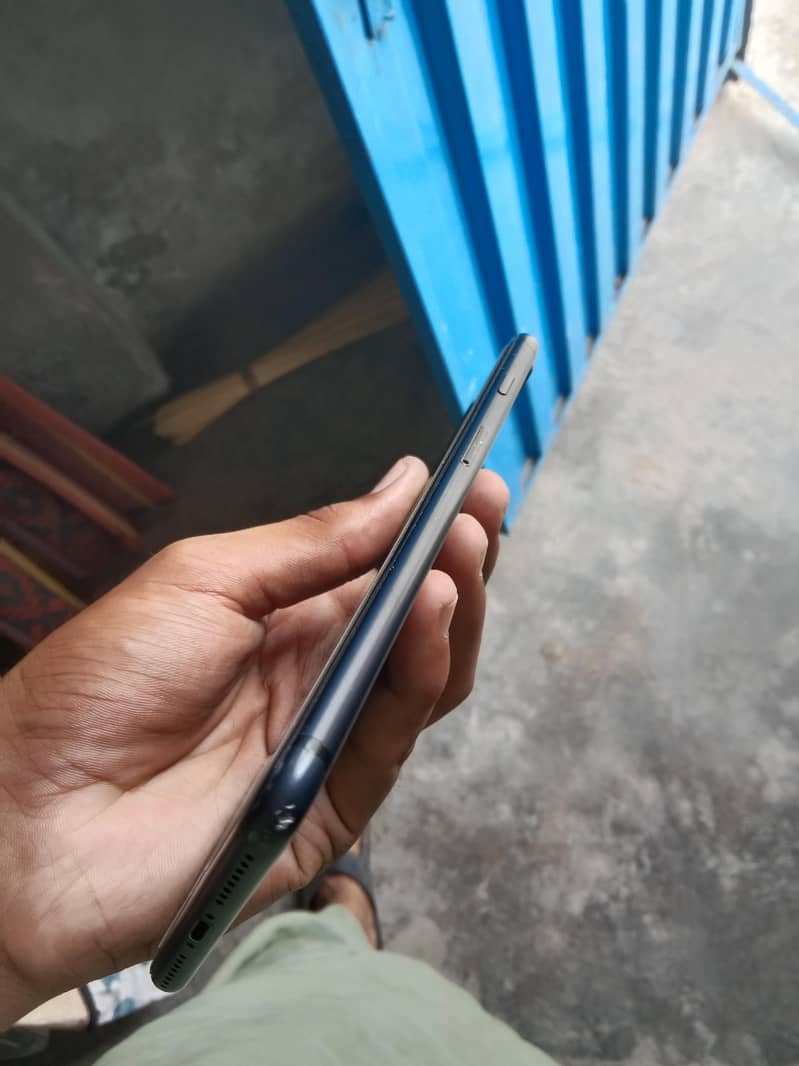 Apple iPhone 7 Plus 8