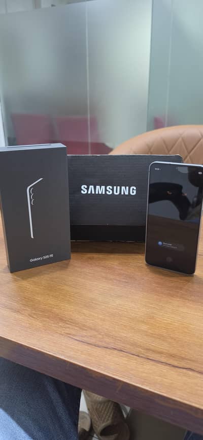 Samsung Galaxy S25FE 8/256GB