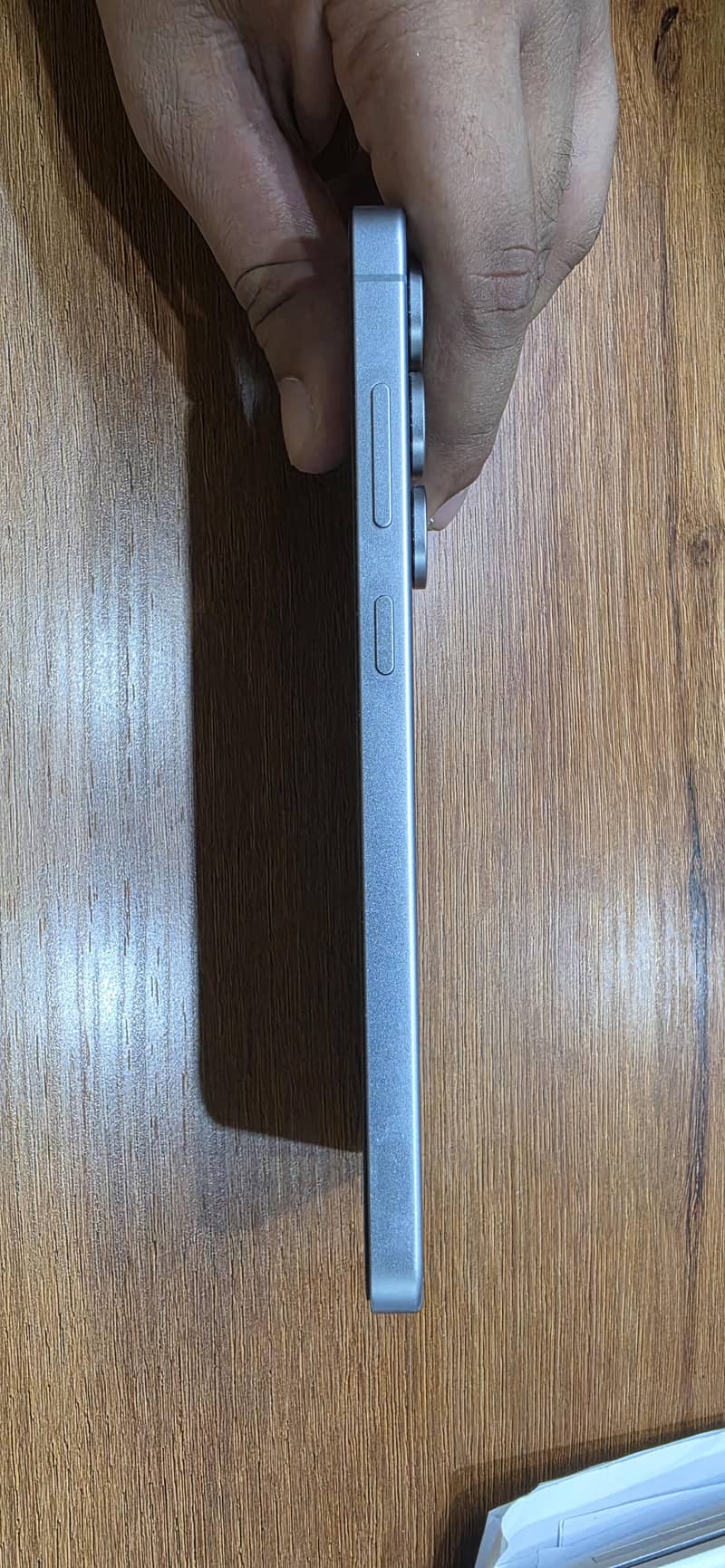 Samsung Galaxy S25FE 8/256GB 7