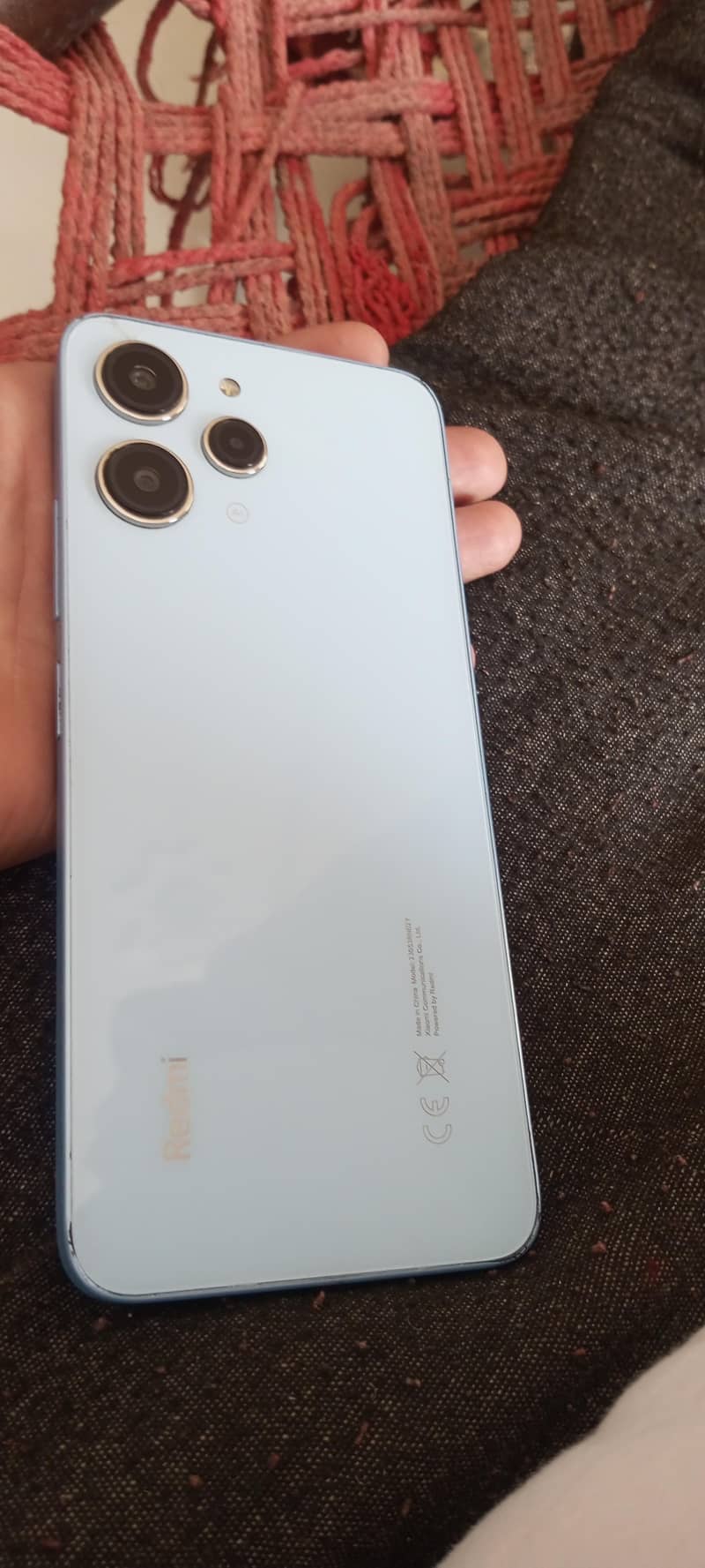 8+4ran  256gb memory 1