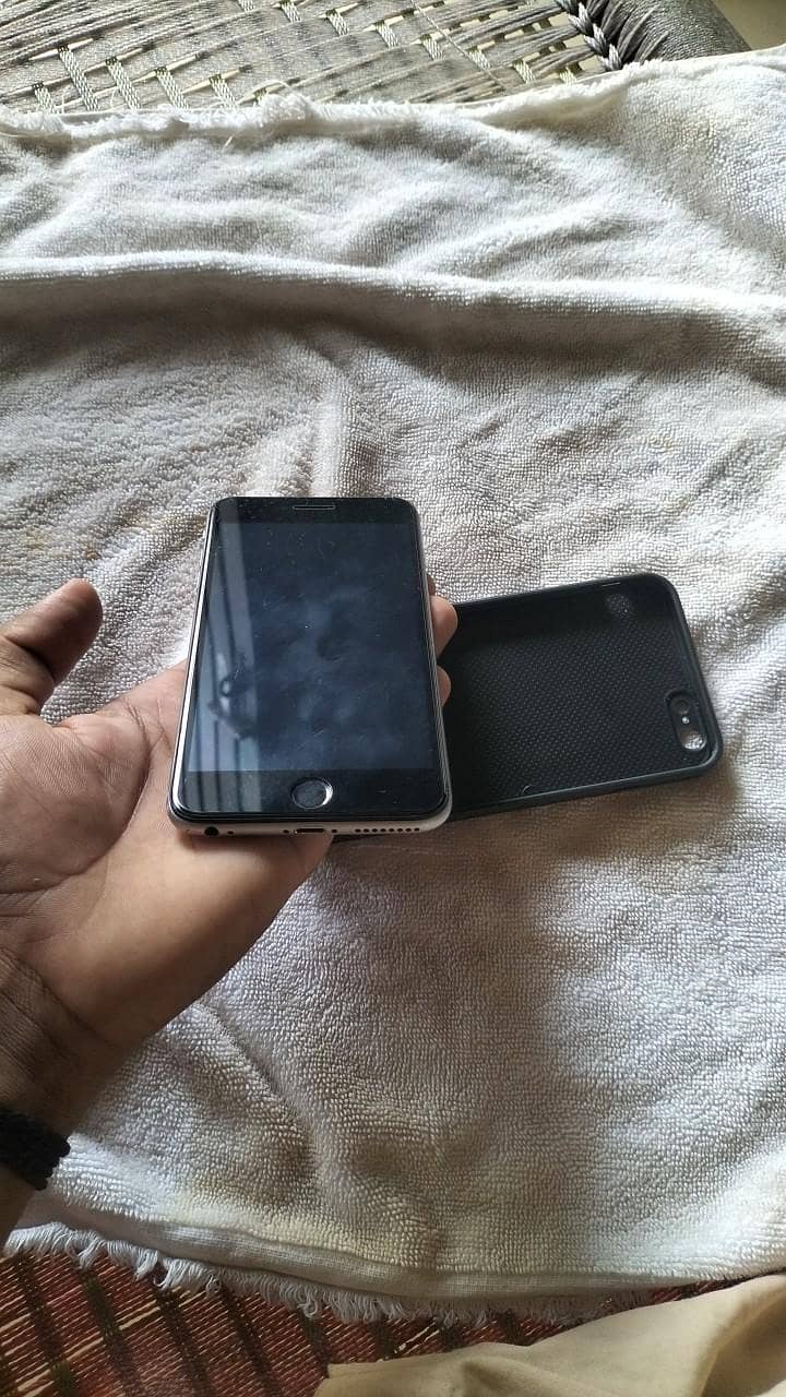 Apple iPhone 6 Plus 5
