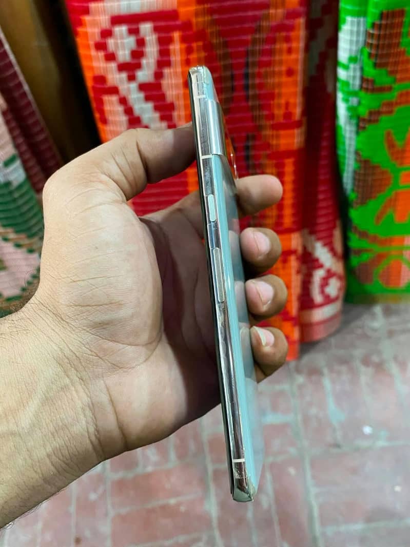 Google Pixel 7 Pro 9