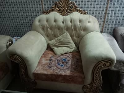 sofas selling