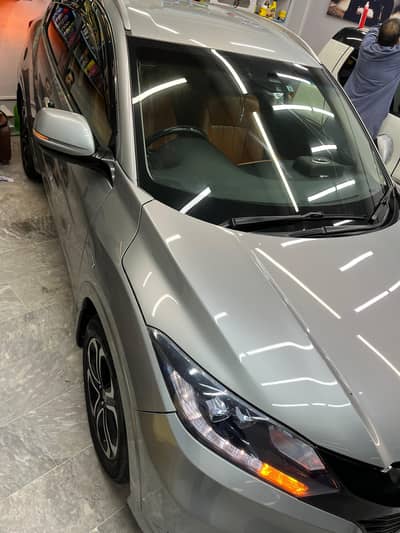 Honda Vezel 2014 Model 2017 important