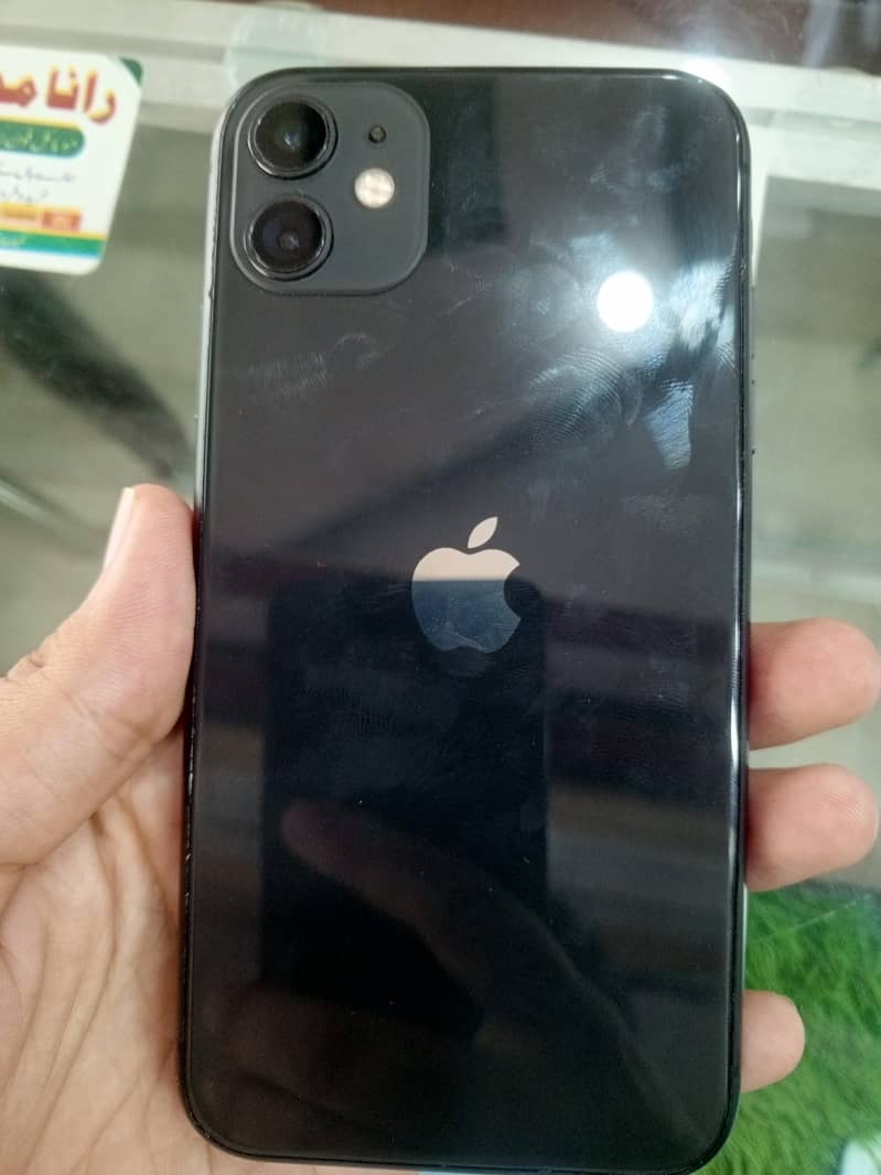Apple iPhone 11 0