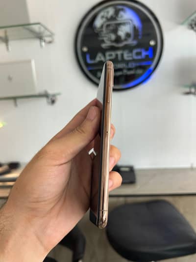 Apple iPhone XS Max | Officially PTA Approved